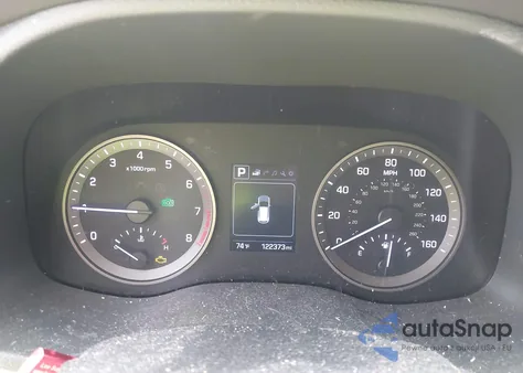 2017 Hyundai Tucson Se Plus z USA, uszkodzony, nr VIN KM8J3CA47HU475448